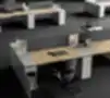 Ergonomiška darbo vieta vienam su akustine pertvara ir integruota spintele atviro tipo biure