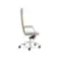 Harmony Pure vadovo biuro kėdė iš LD Seating su aukštu atlošu, elegantišku dizainu ir chromuotais porankiais